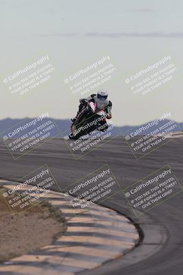 media/Sep-21-2025-Race Pace (Sun) [[98bf33ef95]]/Non Verified/1-Turns 9 and 10 (8am)/